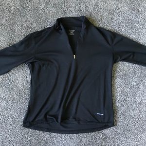 small patagonia black quarter zip